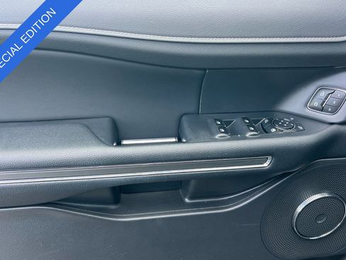 Certified 2023 Ford Expedition Max XLT image 12