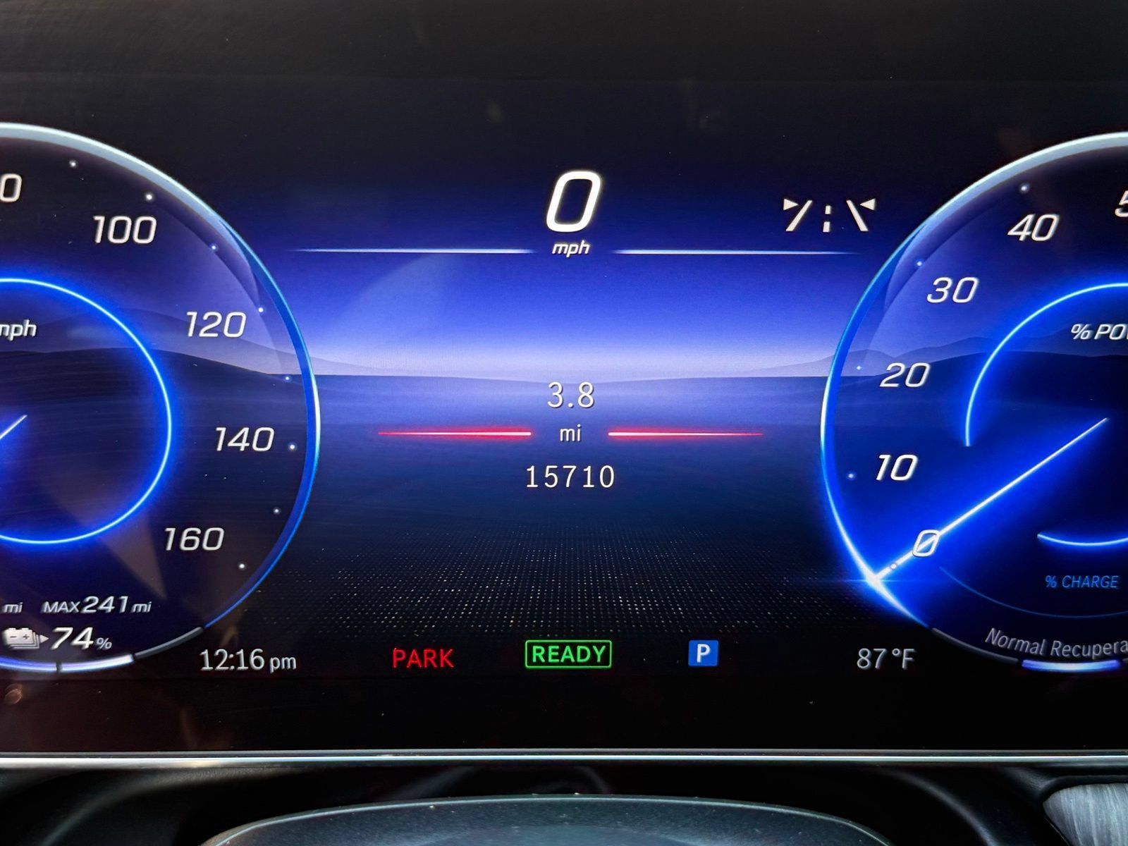 Used 2024 Mercedes-Benz EQE 350+ SUV image 34