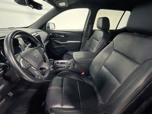 Used 2023 Chevrolet Traverse RS AWD/4WD image 3