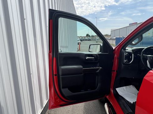 Used 2021 GMC Sierra 1500 SLE RWD image 13