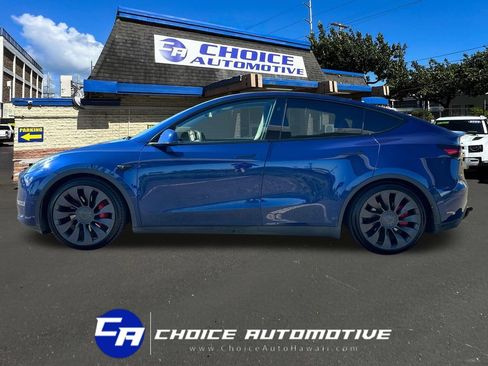 Used 2024 Tesla Model Y Performance AWD/4WD image 3