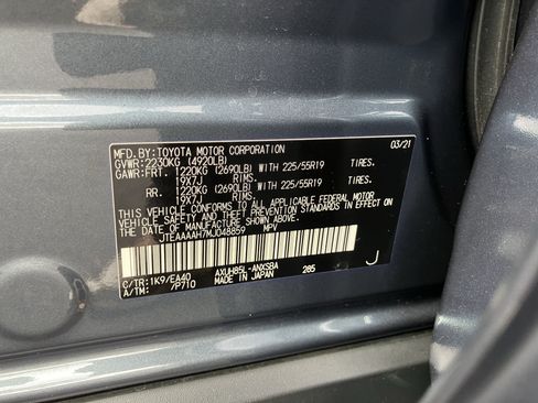 Used 2021 Toyota Venza Limited AWD/4WD image 37