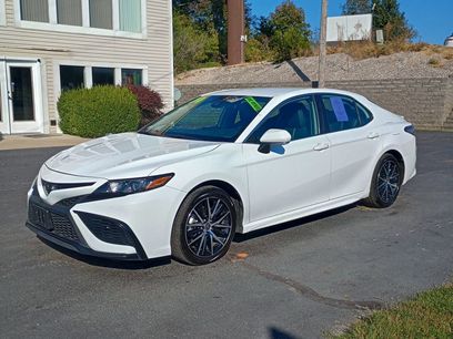 Used 2024 Toyota Camry SE