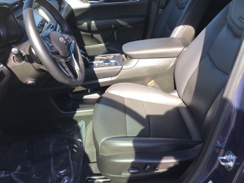 Used 2025 Cadillac XT5 Premium Luxury AWD/4WD image 15