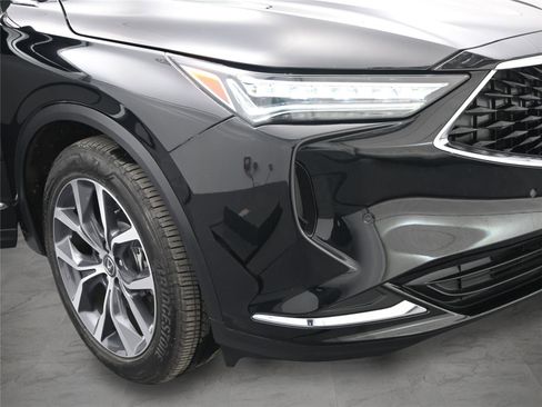 Used 2023 Acura MDX SH-AWD w/ Technology Package image 16