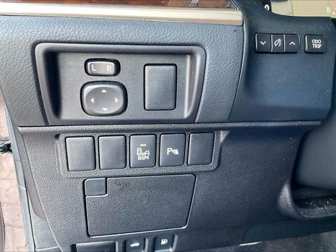 Used 2014 Lexus ES 350 w/ Luxury Package FWD image 33