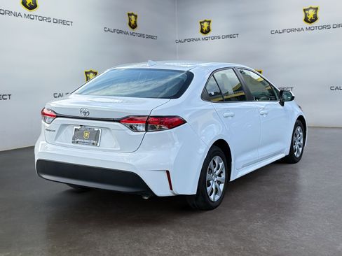 Used 2024 Toyota Corolla LE image 5