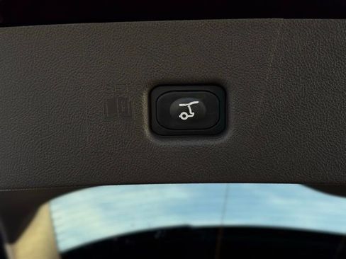 Certified 2023 Lincoln Nautilus Reserve w/ Luxury Package image 12