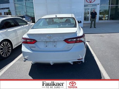 Used 2024 Toyota Camry SE FWD image 12