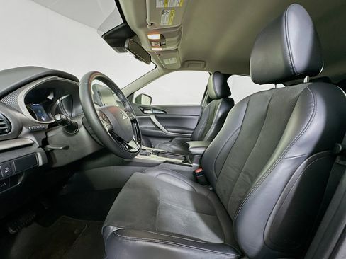 Used 2025 Mitsubishi Eclipse Cross SE image 13