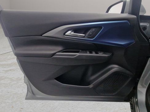 New 2026 Chevrolet Equinox EV LT image 12