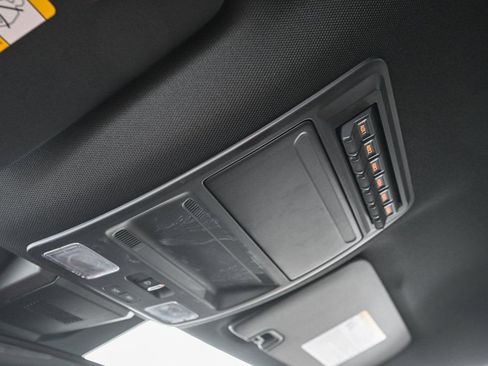 New 2025 Ford Ranger Raptor image 32