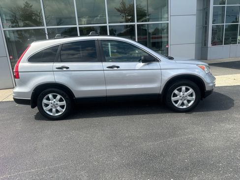 Used 2011 Honda CR-V SE image 2