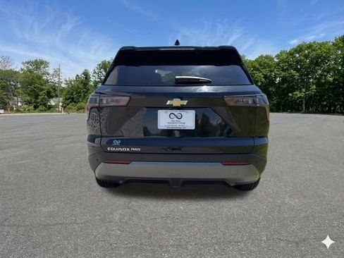 Used 2025 Chevrolet Equinox LT AWD/4WD image 7
