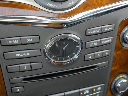 Used 2016 INFINITI QX80 4WD w/ Deluxe Technology Package image 33