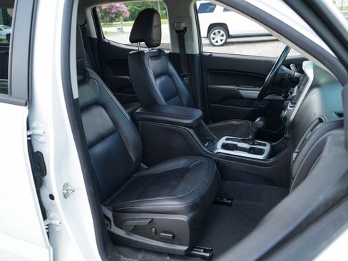 Used 2019 Chevrolet Colorado ZR2 w/ ZR2 Dusk Special Edition AWD/4WD image 13