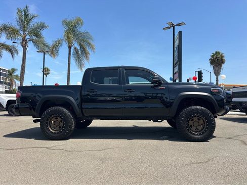 Used 2019 Toyota Tacoma TRD Pro AWD/4WD image 40