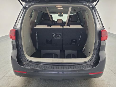 Used 2019 Kia Sedona EX FWD image 29