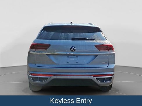 Used 2022 Volkswagen Atlas Cross Sport SEL R-Line AWD/4WD image 6