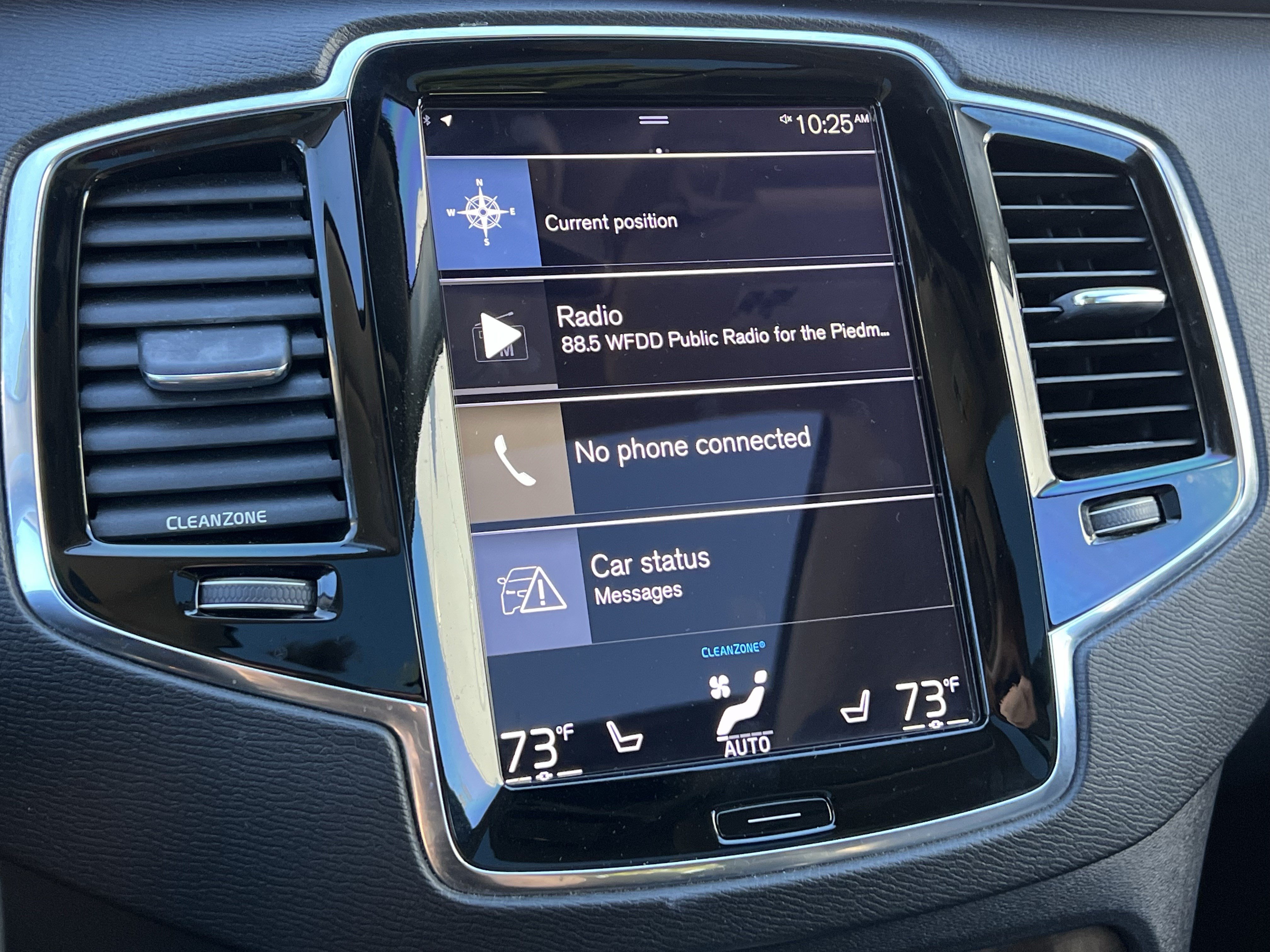 Used 2016 Volvo XC90 T6 Momentum w/ Momentum Plus Package AWD/4WD image 25