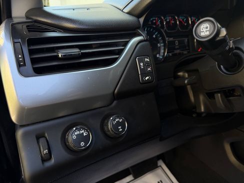 Used 2019 Chevrolet Tahoe LT AWD/4WD image 35