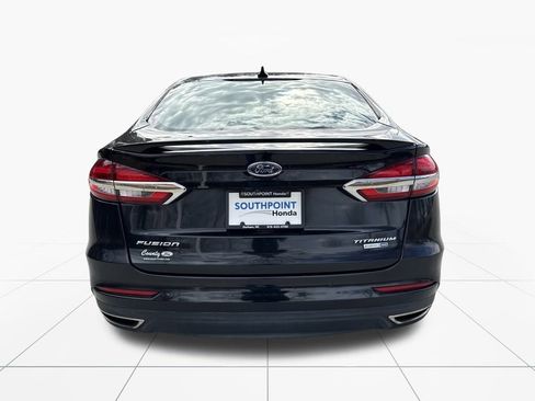 Used 2020 Ford Fusion Titanium image 7