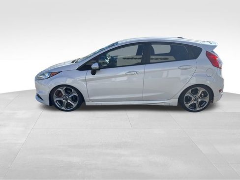 Used 2016 Ford Fiesta ST image 11