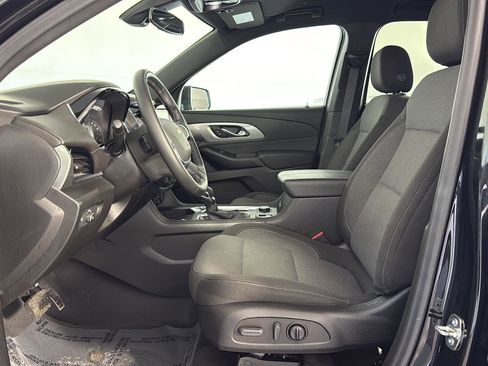 Used 2023 Chevrolet Traverse LT AWD/4WD image 21