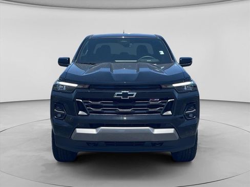 New 2026 Chevrolet Colorado Z71 w/ Midnight Edition AWD/4WD image 2