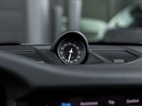 New 2026 Porsche 911 Carrera 4S image 33