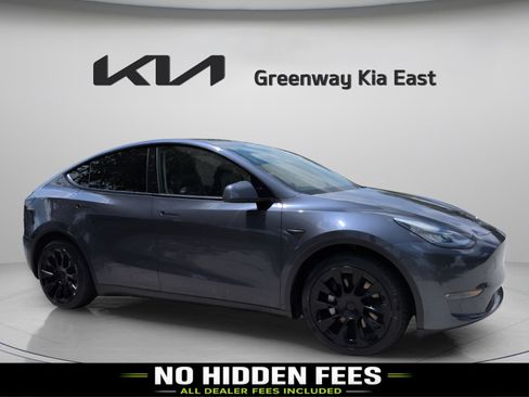 Used 2021 Tesla Model Y Long Range AWD/4WD image 1