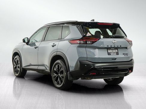 Used 2023 Nissan Rogue SV w/ SV Premium B Package AWD/4WD image 3