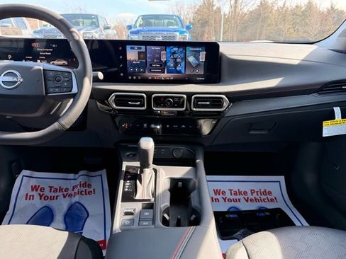 New 2026 Nissan Sentra SR w/ SR Premium Package image 25