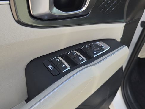 New 2026 Kia Sorento S w/ S Panoramic Sunroof Package FWD image 19