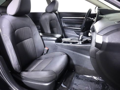 Used 2021 Nissan Altima 2.5 SV image 35