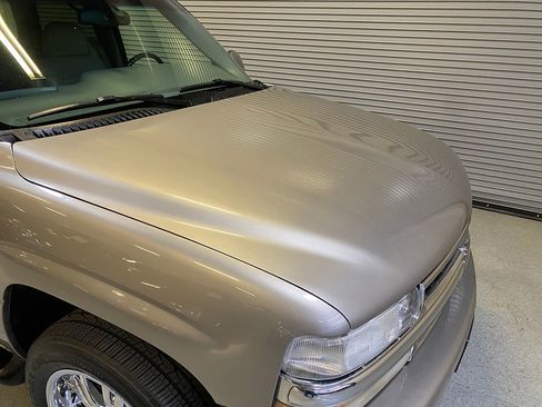 Used 2002 Chevrolet Tahoe LT RWD image 24