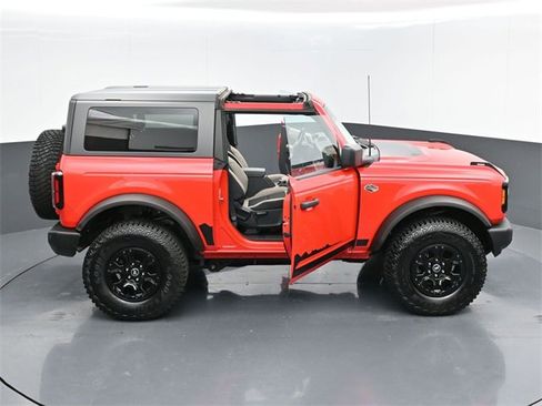 Used 2022 Ford Bronco Wildtrak image 61