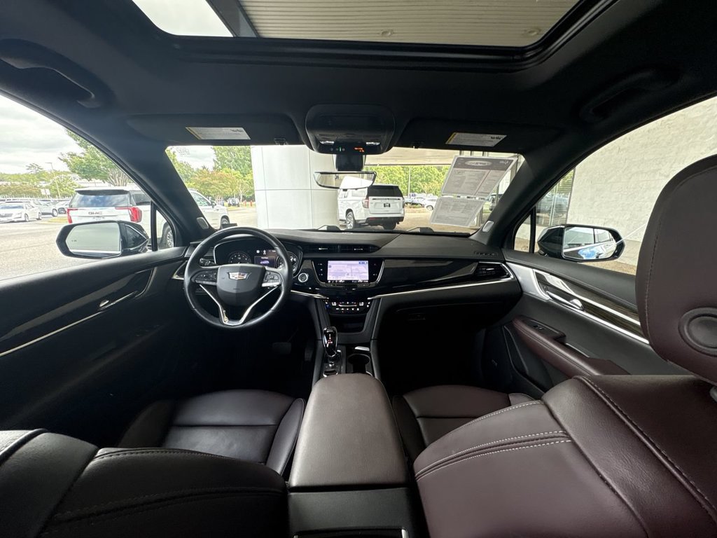 Certified 2023 Cadillac XT6 Premium Luxury w/ Technology Package FWD image 21