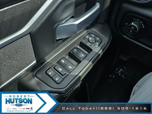 Used 2025 RAM 2500 Big Horn AWD/4WD image 11