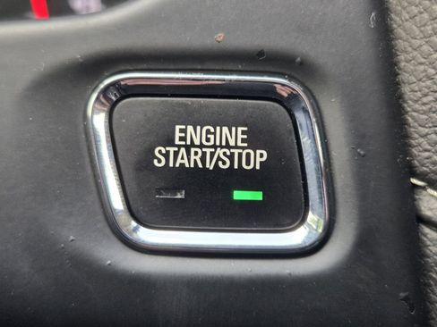Used 2023 GMC Acadia Denali FWD image 22