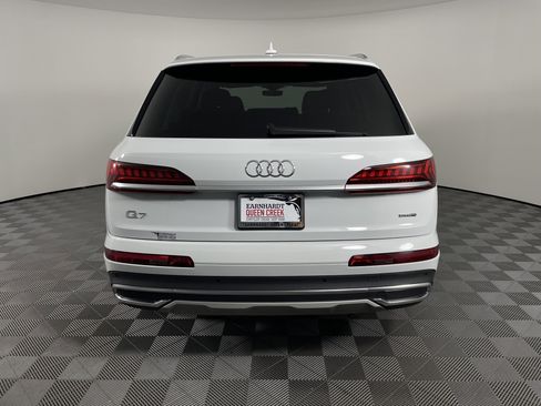 Used 2024 Audi Q7 3.0T Premium Plus image 4