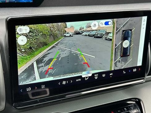 Used 2025 Ford Expedition Max Active image 19