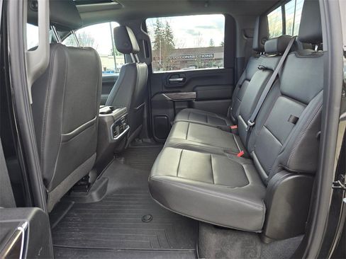 Used 2021 Chevrolet Silverado 2500 LTZ w/ LTZ Premium Package image 19