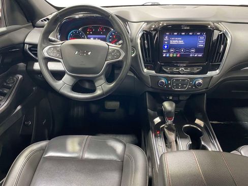 Used 2023 Chevrolet Traverse RS AWD/4WD image 10