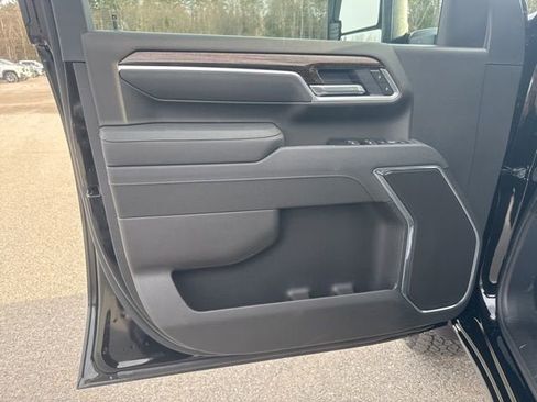 New 2026 GMC Sierra 2500 SLE w/ SLE Convenience Package AWD/4WD image 9