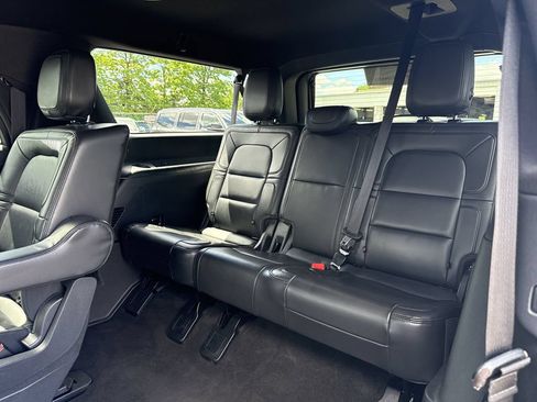 Certified 2023 Lincoln Navigator L Reserve AWD/4WD image 15