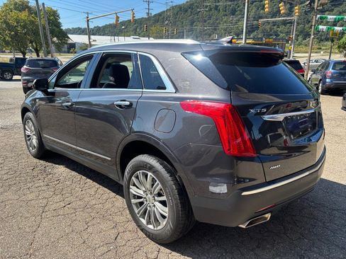 Used 2017 Cadillac XT5 Luxury w/ Driver Awareness Package image 7