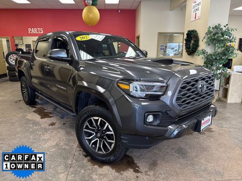 Used 2023 Toyota Tacoma TRD Sport image 1