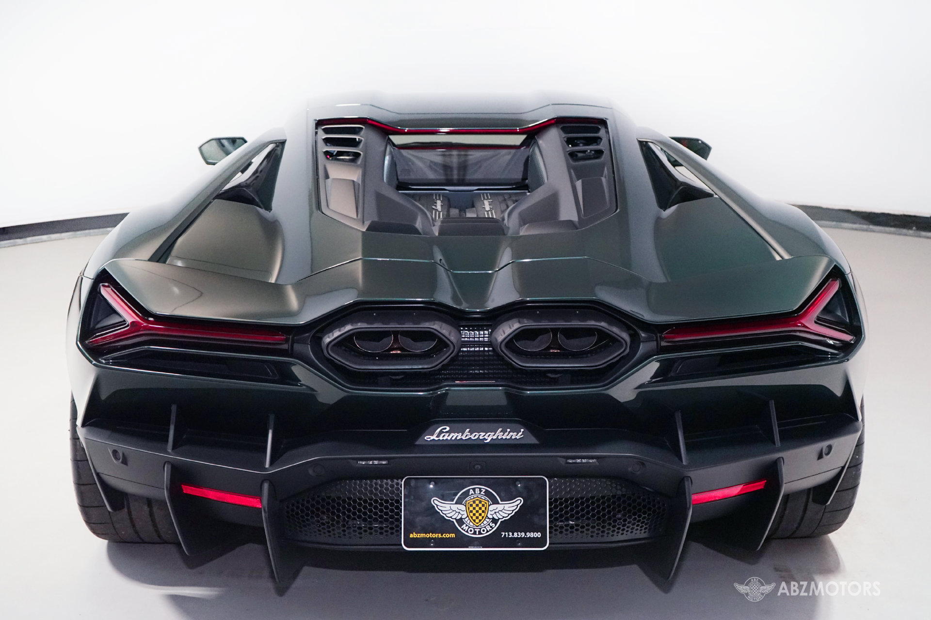 Used 2025 Lamborghini Revuelto AWD/4WD image 7