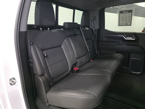 Used 2025 GMC Sierra 1500 SLT w/ SLT Premium Plus Package AWD/4WD image 12